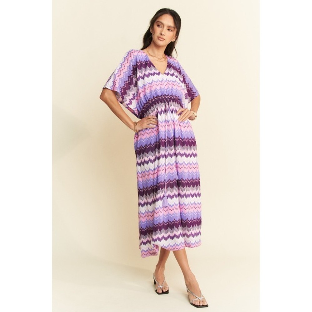 Davi & Dani Multi Color Wavy Tie Waist Flowy Sleeve Dress - Large